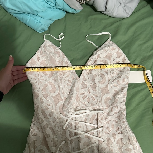 Tobi white dress with corset detail - Picture 3 of 6